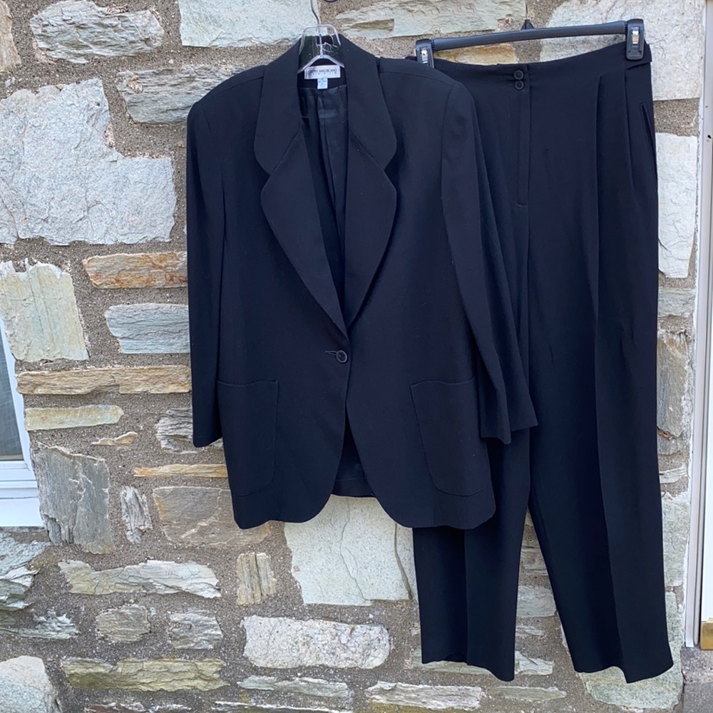 Gruppo Americano Blazer Pants Suit
